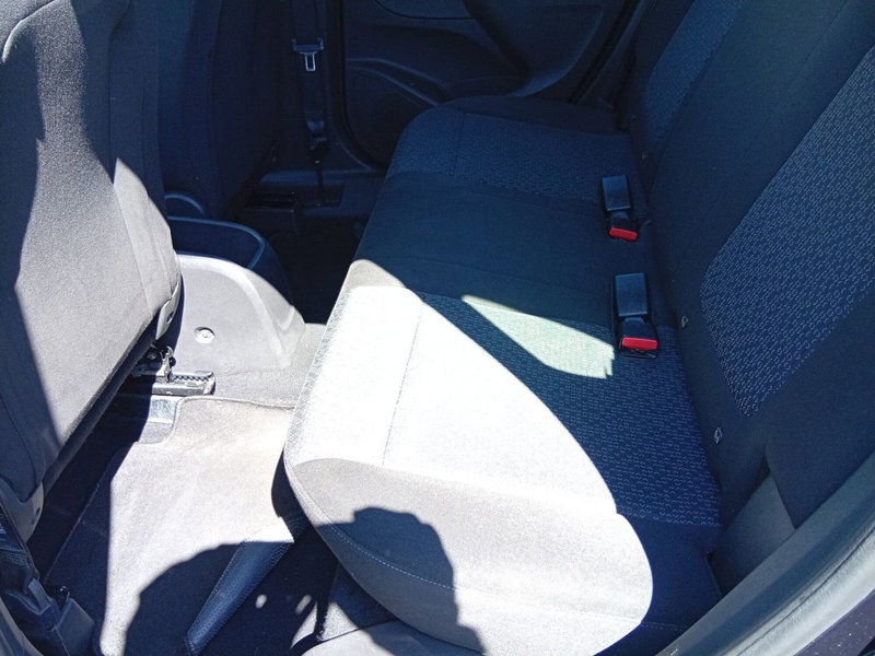 Opel Crossland X usata a Catania (11)