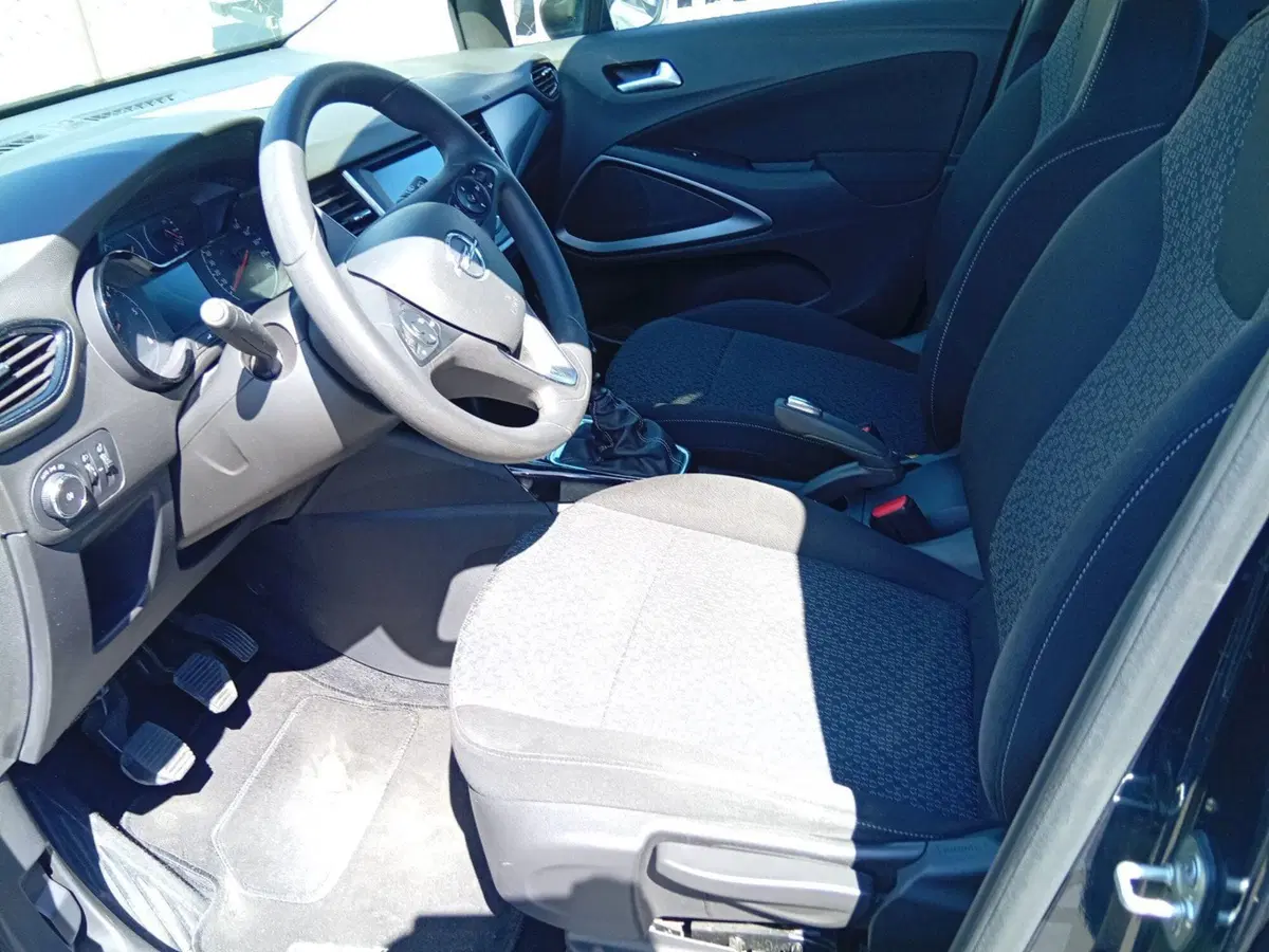 Opel Crossland X usata a Catania (12)