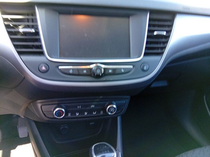 Opel Crossland X usata a Catania (15)