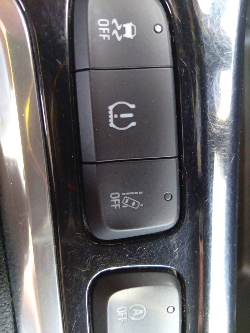 Opel Crossland X usata a Catania (19)