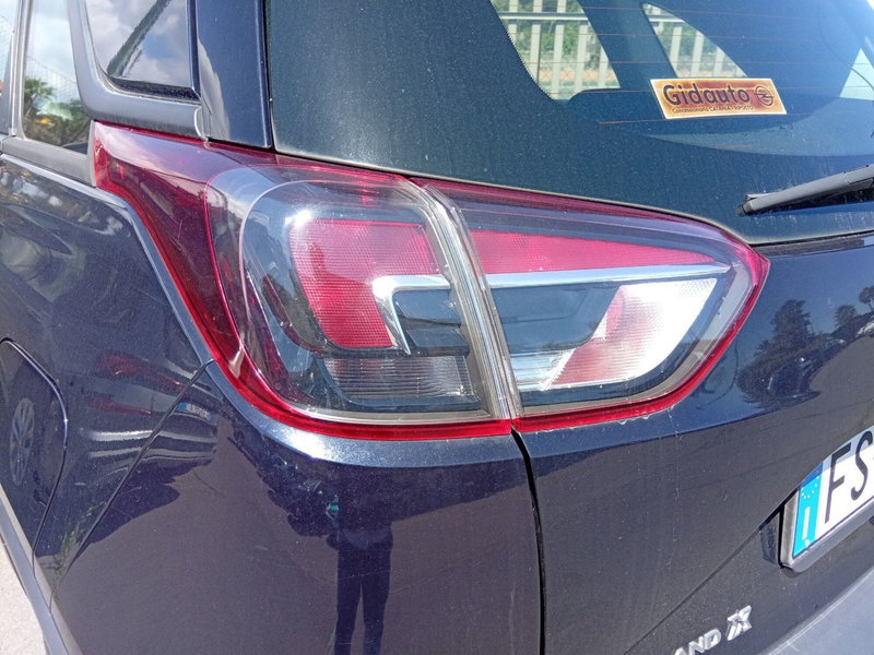 Opel Crossland X usata a Catania (7)