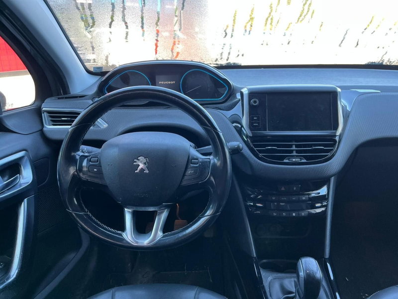 Peugeot 2008 usata a Lucca (10)