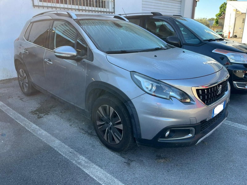 Peugeot 2008 usata a Lucca (3)