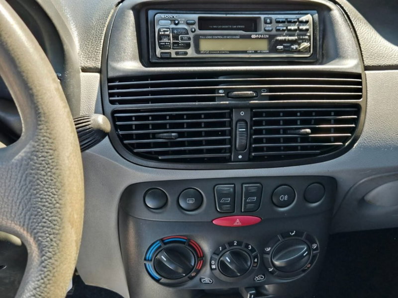 Fiat Punto usata a Foggia (11)