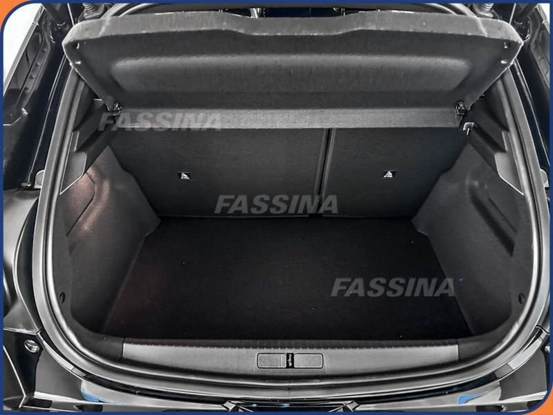 Lancia Ypsilon nuova a Milano (12)