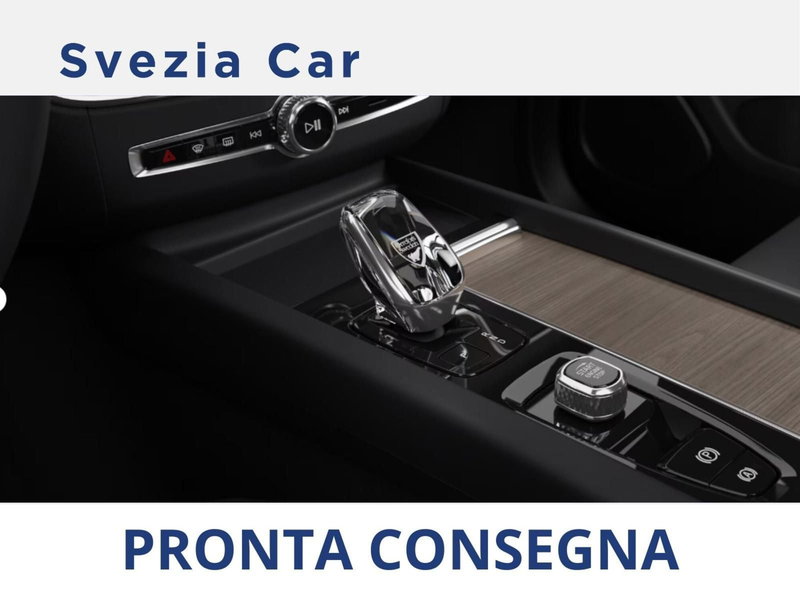 Volvo XC60 nuova a Milano (8)