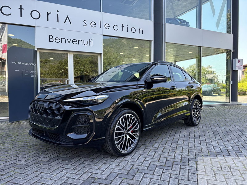 Audi Q5 Sportback nuova a Brescia (2)