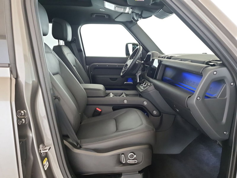 Land Rover Defender usata a Monza e Brianza (3)