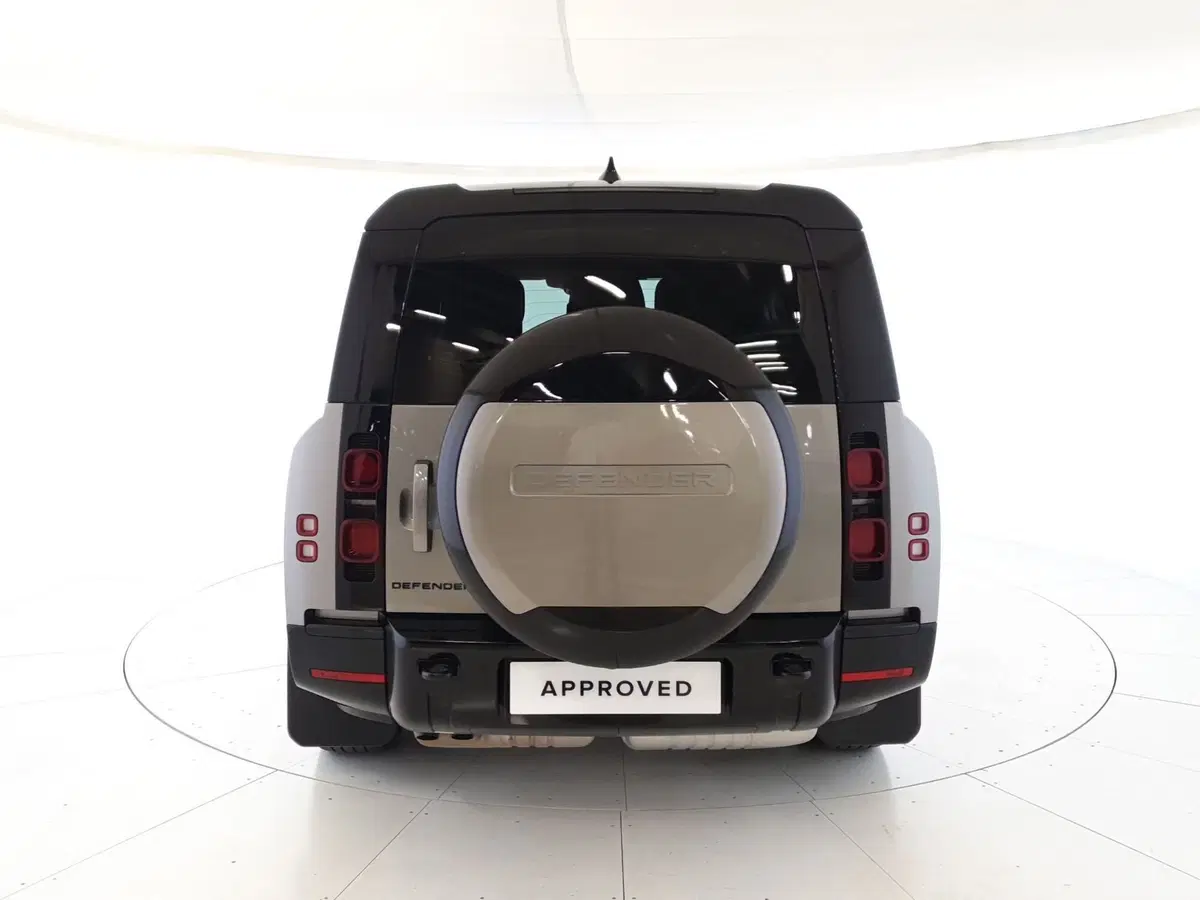 Land Rover Defender usata a Monza e Brianza (7)