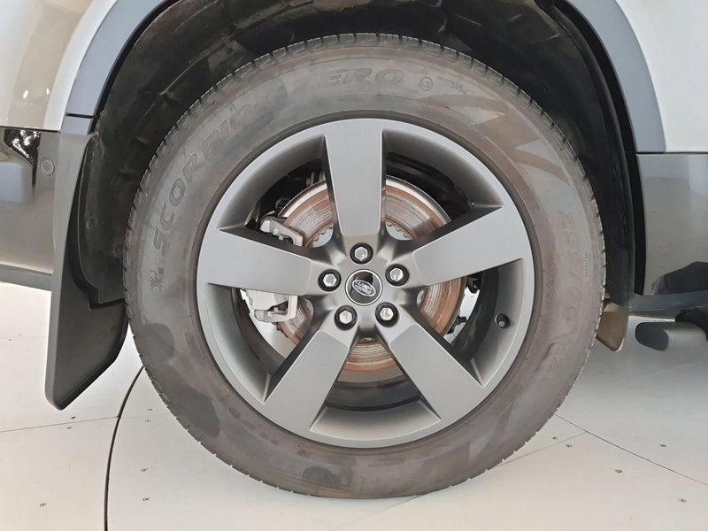 Land Rover Defender usata a Monza e Brianza (9)