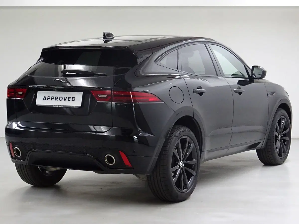 Jaguar E-Pace usata a Como (2)