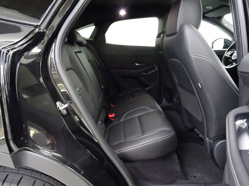 Jaguar E-Pace usata a Como (5)