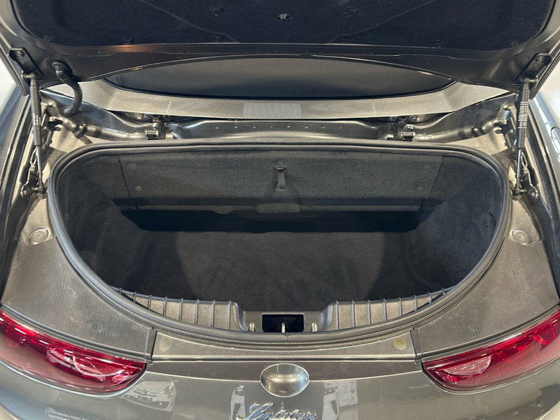 Alfa Romeo Spider usata a Vicenza (12)