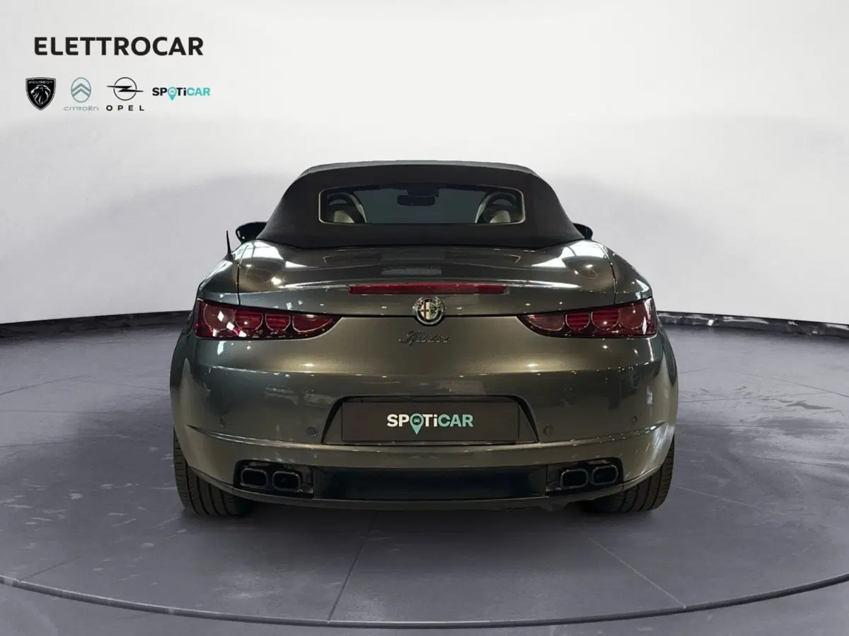 Alfa Romeo Spider usata a Vicenza (4)