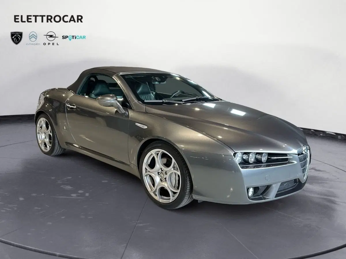 Alfa Romeo Spider usata a Vicenza (8)