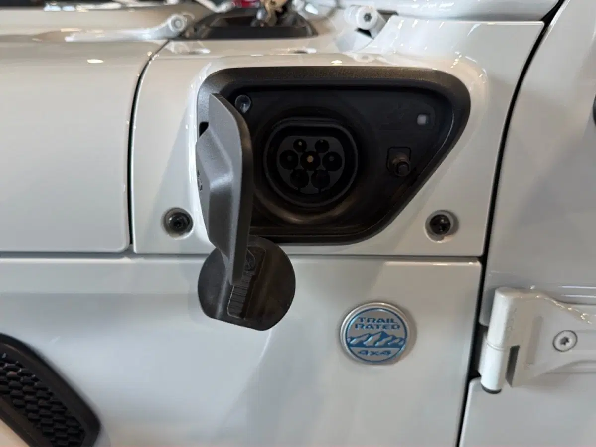 Jeep Wrangler Unlimited usata a Vicenza (16)