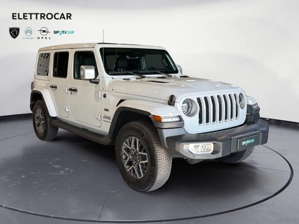Jeep Wrangler Unlimited usata a Vicenza (4)