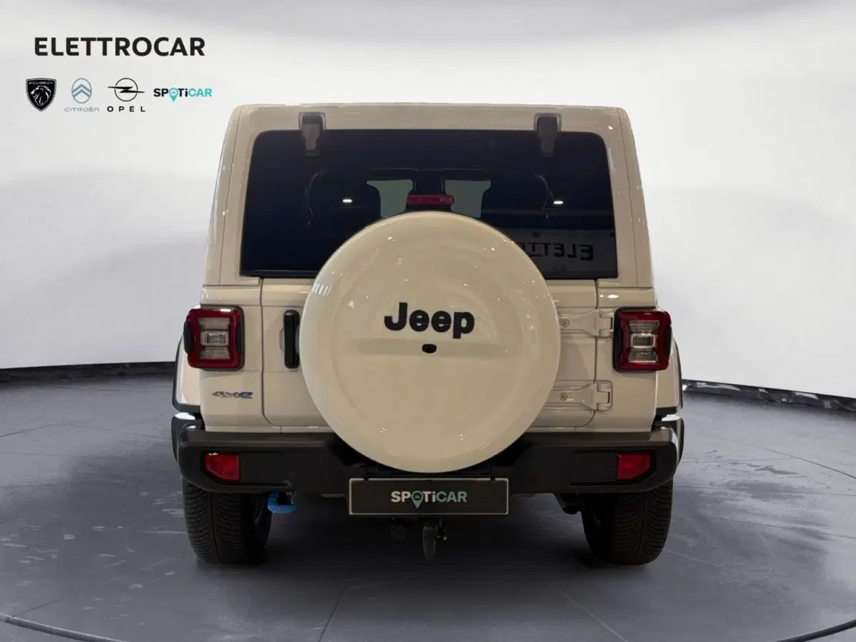 Jeep Wrangler Unlimited usata a Vicenza (7)