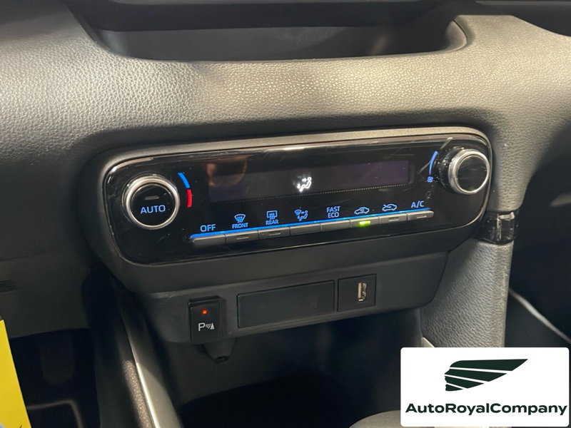 Toyota Yaris usata a Roma (16)