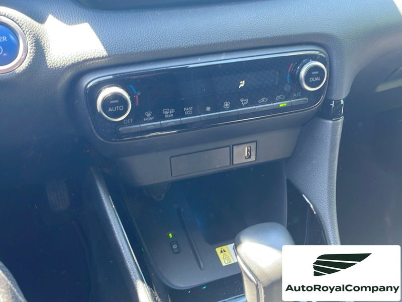 Toyota Yaris usata a Roma (17)