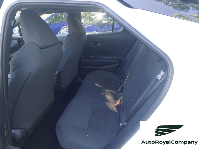 Toyota Toyota C-HR usata a Roma (9)