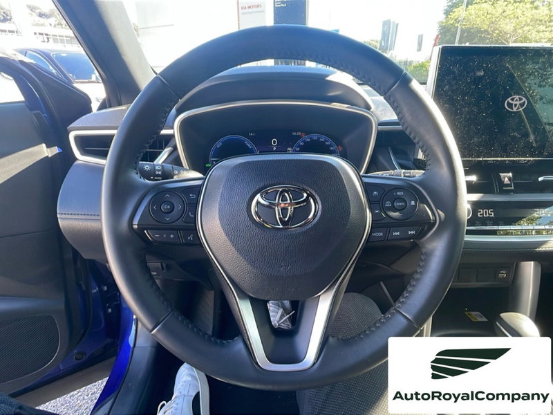 Toyota Corolla Cross Hybrid usata a Roma (12)