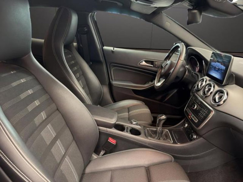 Mercedes-Benz GLA SUV usata a Milano (9)