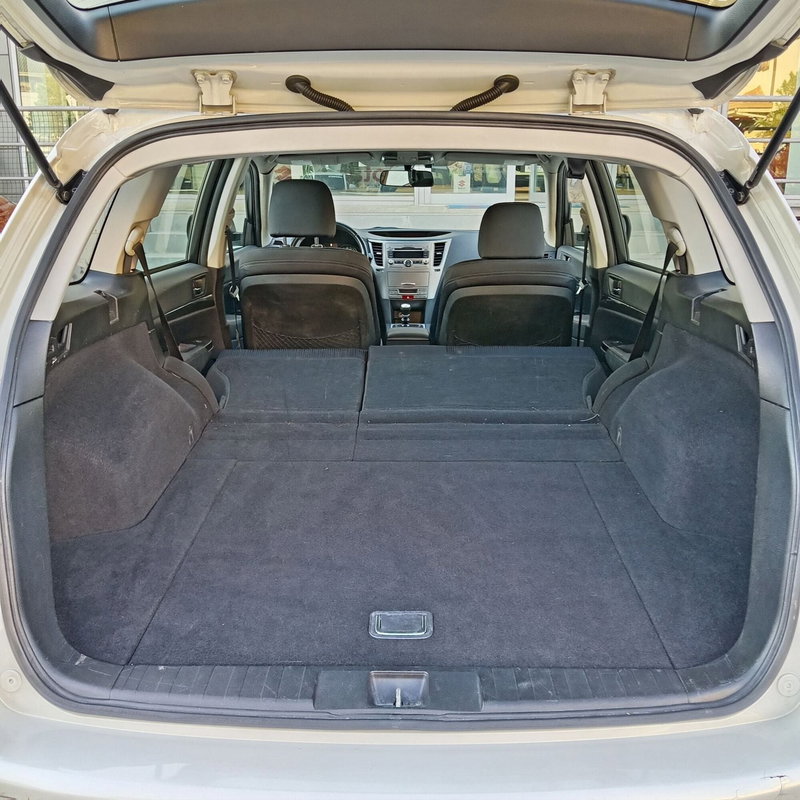 Subaru Legacy Station Wagon usata a L'Aquila (8)