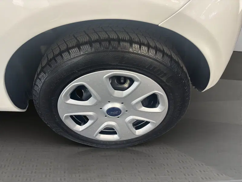 Ford Ka usata a Macerata (11)
