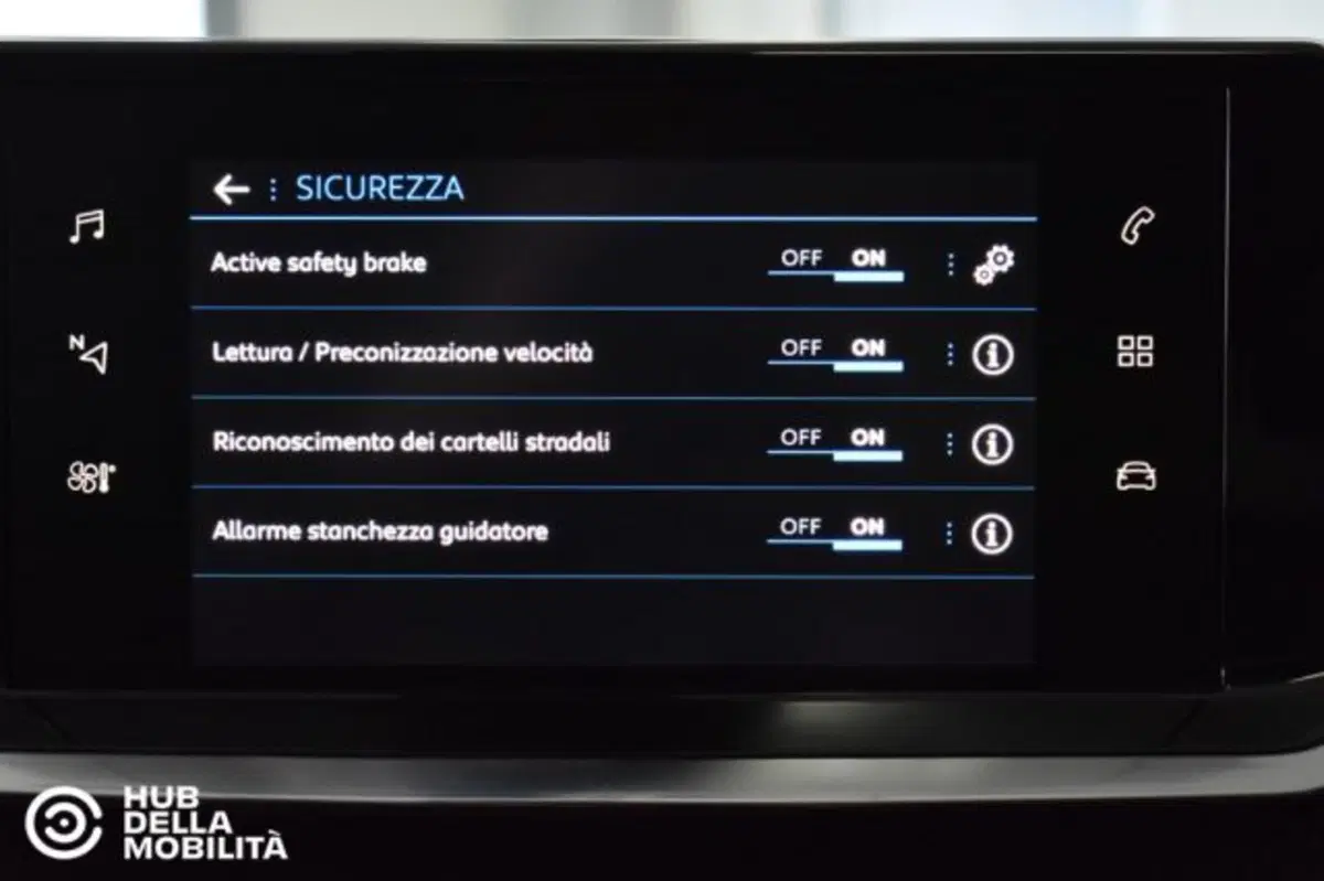 Peugeot 2008 usata a Perugia (11)