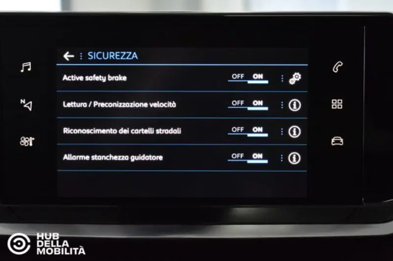 Peugeot 2008 usata a Perugia (11)