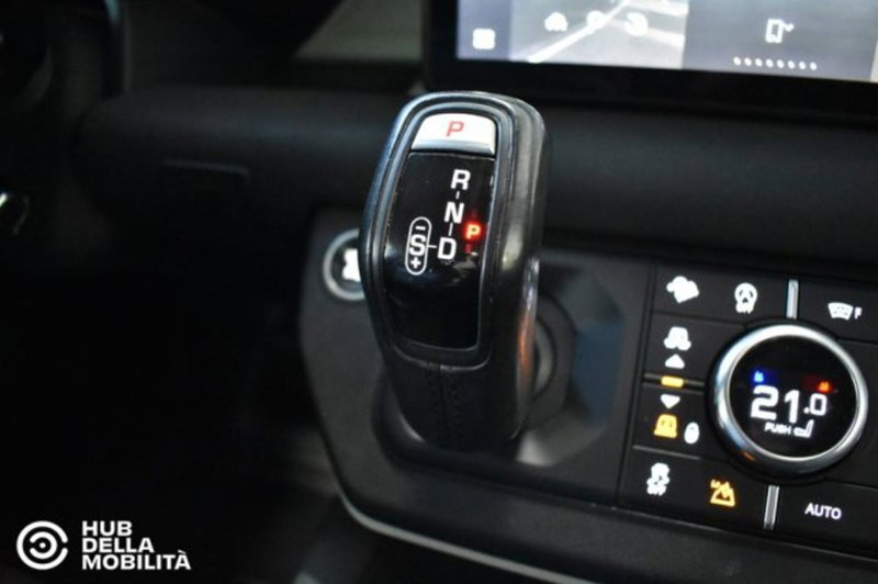 Land Rover Defender usata a Perugia (11)