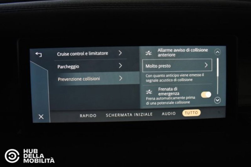 Land Rover Defender usata a Perugia (19)