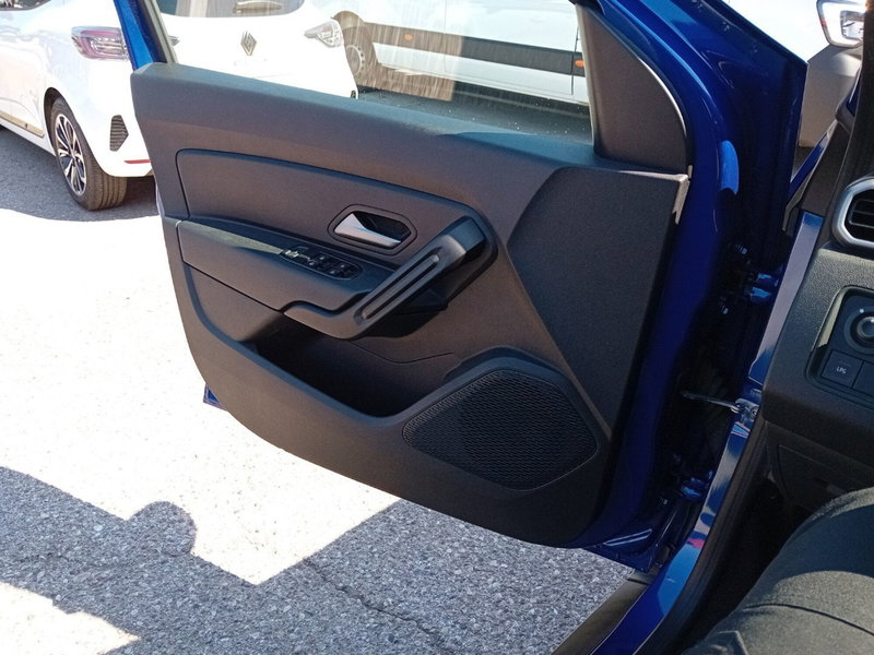 Dacia Duster usata a Vicenza (20)