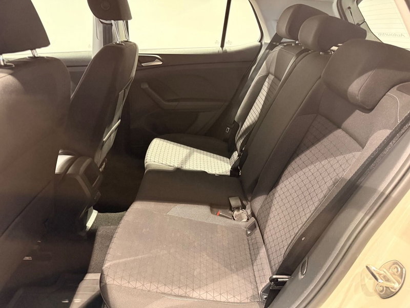 Volkswagen T-Cross usata a Genova (8)