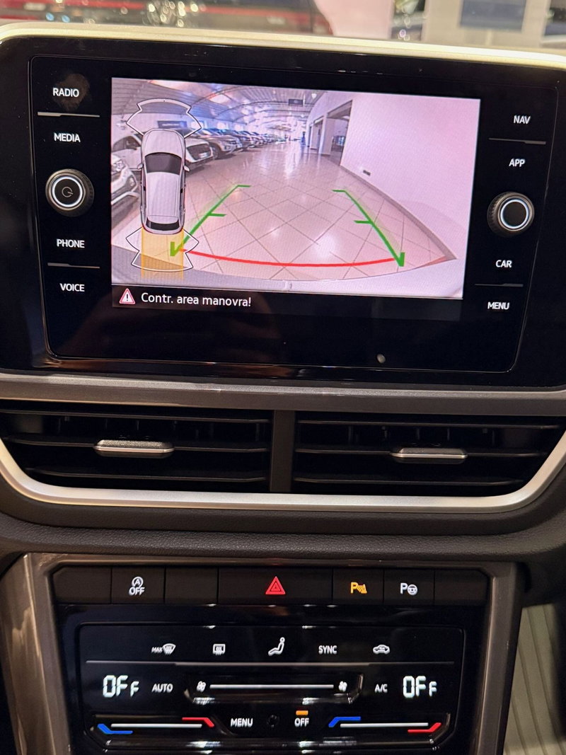 Volkswagen T-Roc usata a Genova (14)