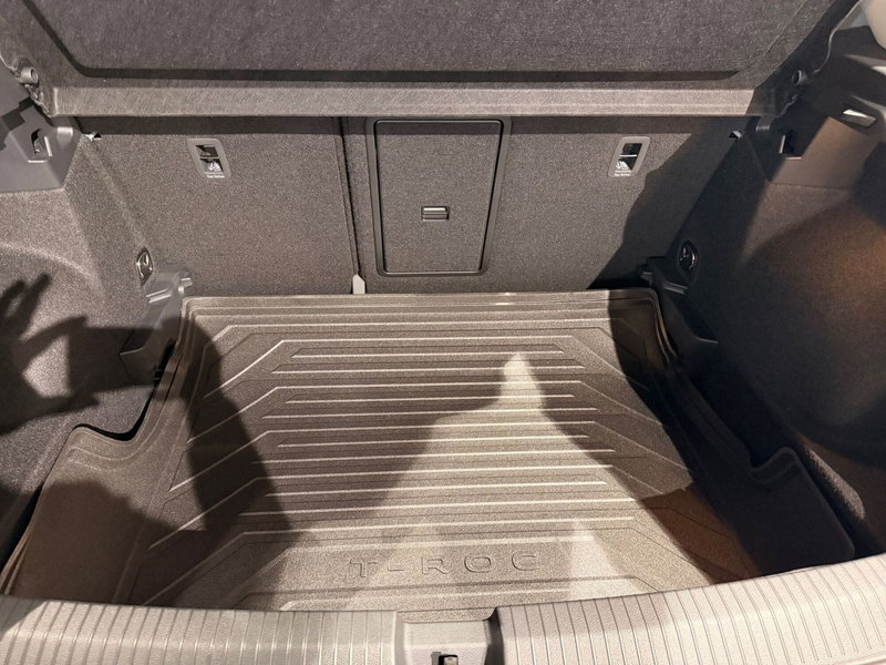 Volkswagen T-Roc usata a Genova (9)