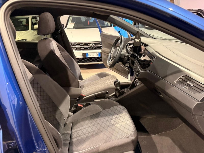 Volkswagen Taigo usata a Genova (10)