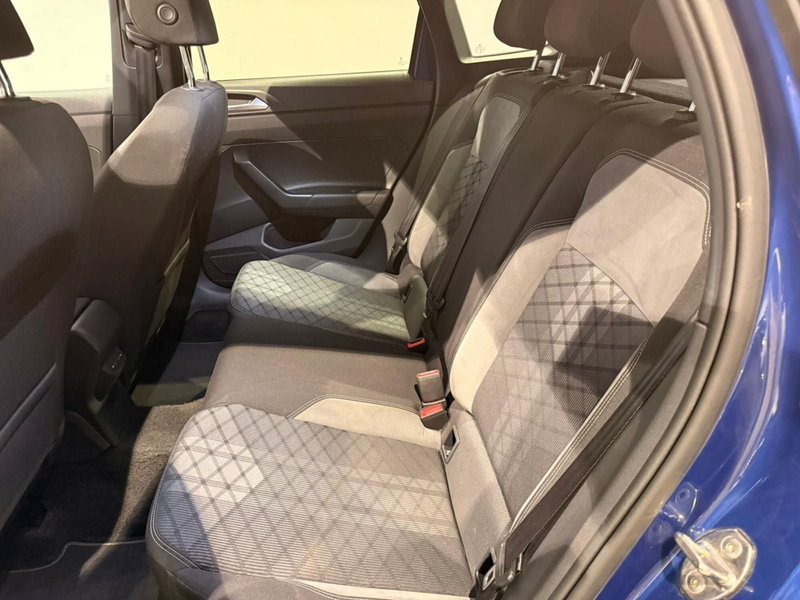 Volkswagen Taigo usata a Genova (8)