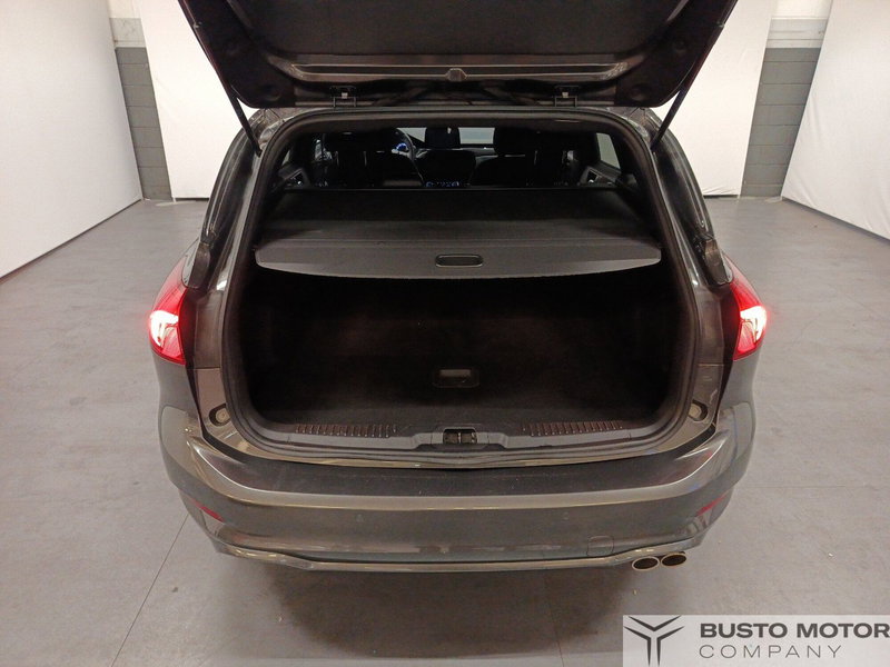 Ford Focus Station Wagon usata a Varese (10)