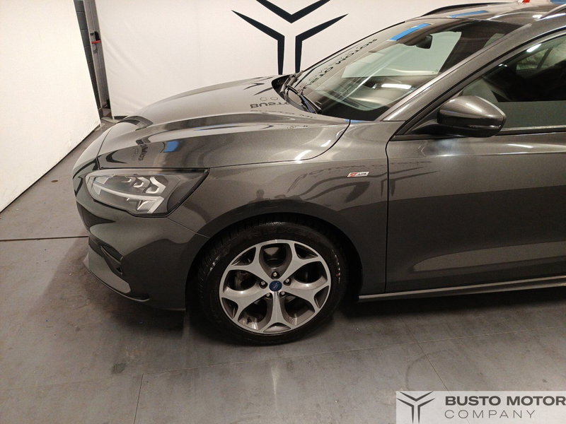 Ford Focus Station Wagon usata a Varese (7)