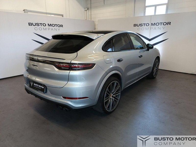 Porsche Cayenne usata a Varese (4)