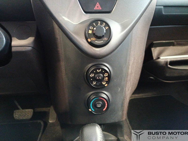 Toyota iQ usata a Varese (13)