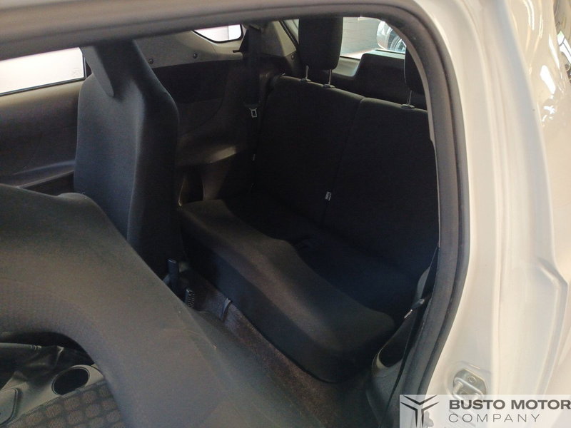 Toyota iQ usata a Varese (9)