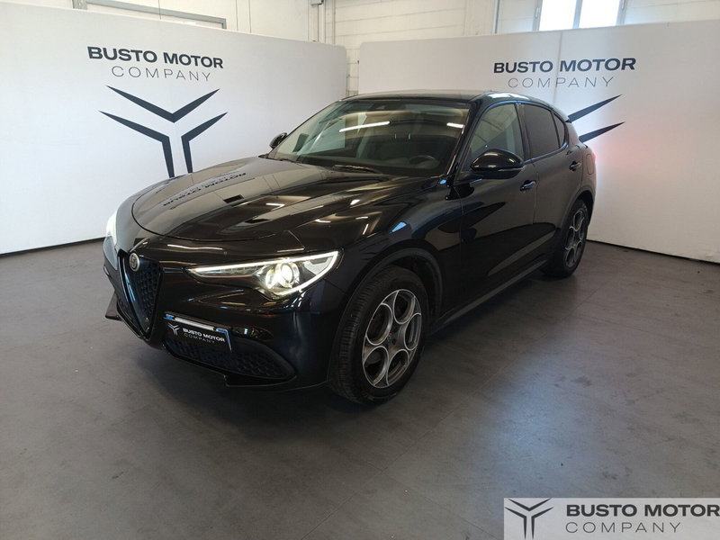 Alfa Romeo Stelvio usata a Varese (3)