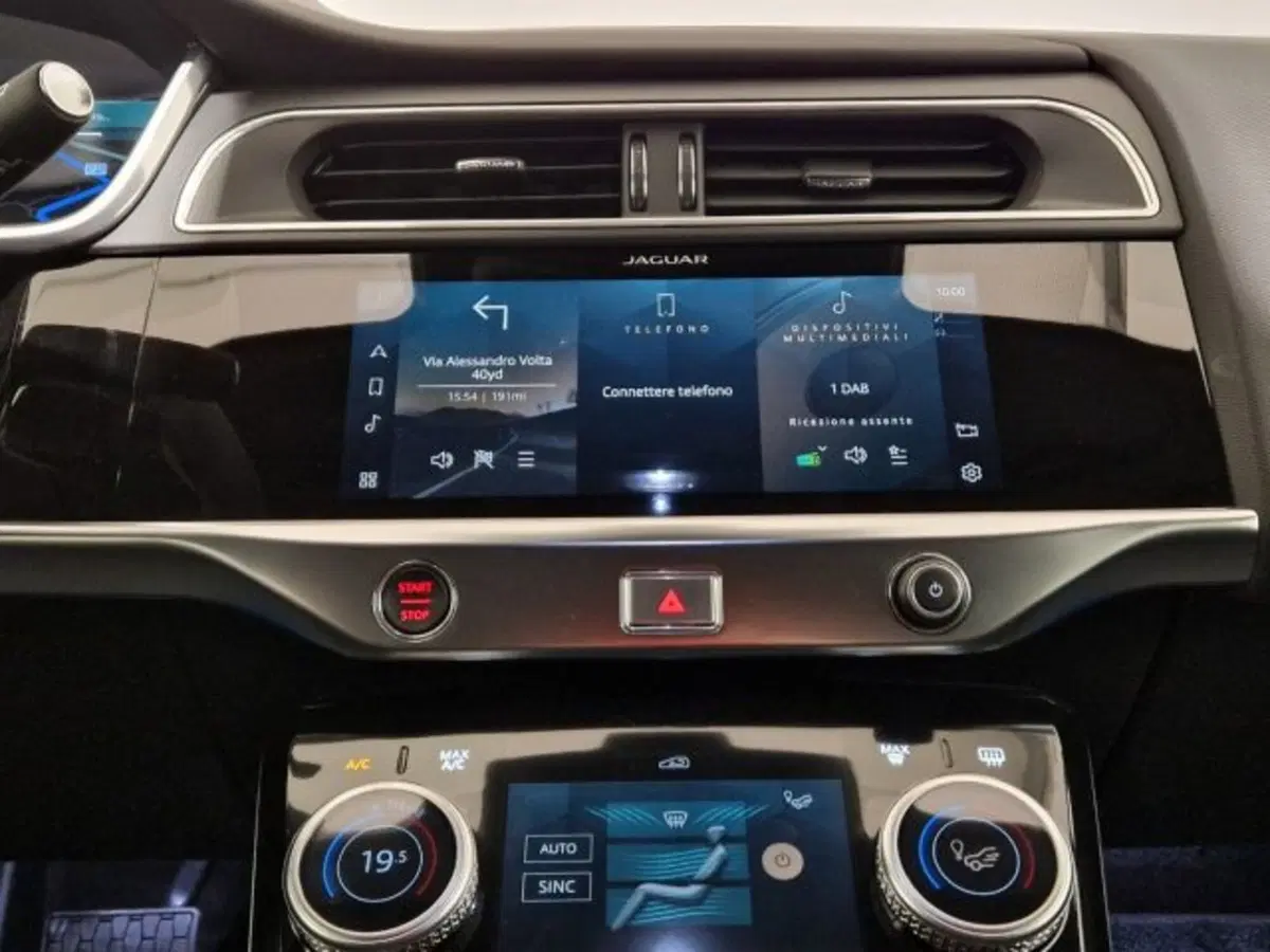 Jaguar I-Pace usata a Livorno (20)