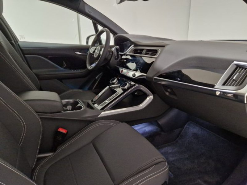 Jaguar I-Pace usata a Livorno (5)