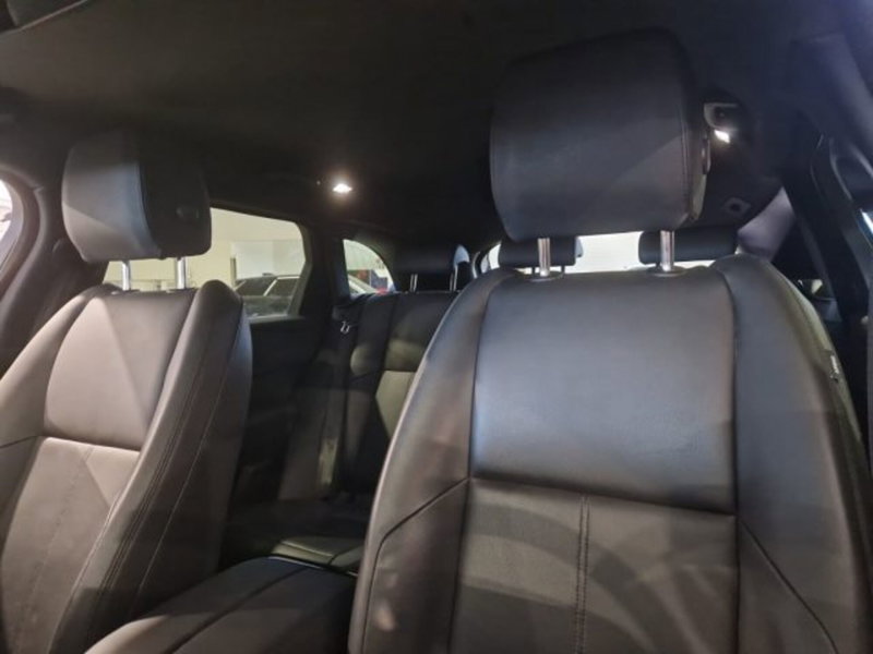 Land Rover Range Rover Velar usata a Livorno (15)