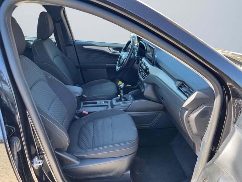 Ford Kuga usata a Milano (11)