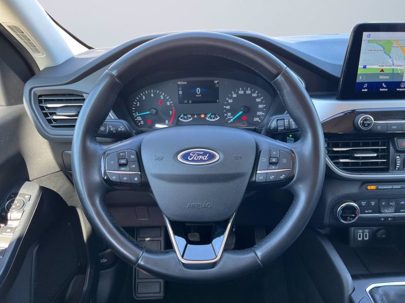 Ford Kuga usata a Milano (13)